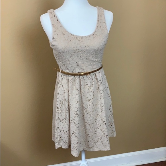 Dresses & Skirts - Lace Dress